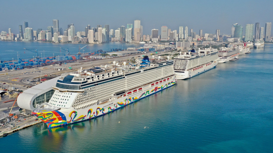 Port-Miami-Florida-cruise-ships-in-line.jpg