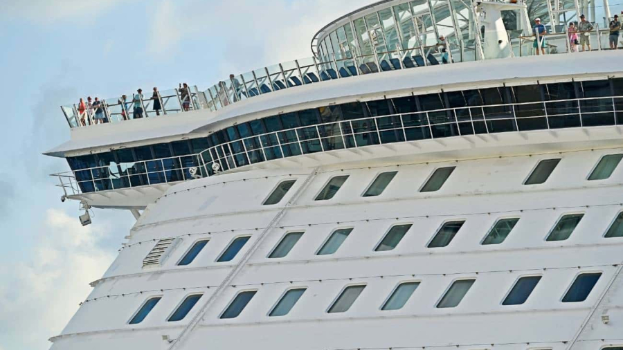 unknown-spaces-on-cruise-ships.jpg