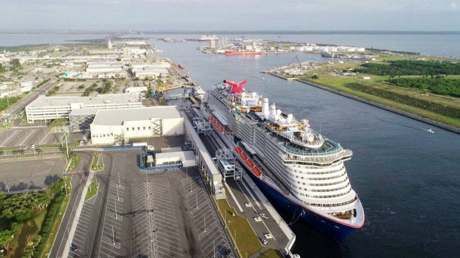 Carnival-cruise-ship-1.jpg