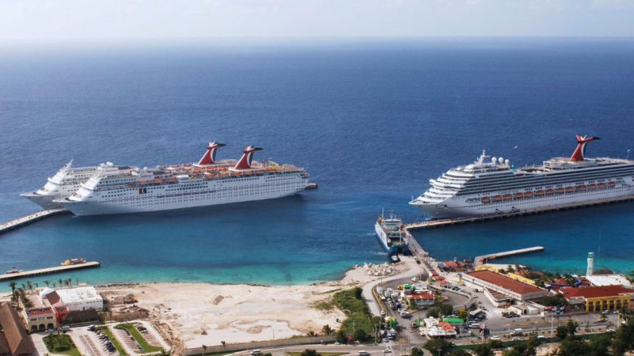 Ships-docked-at-Puerta-Maya-Cozumel-aerial-view.jpg