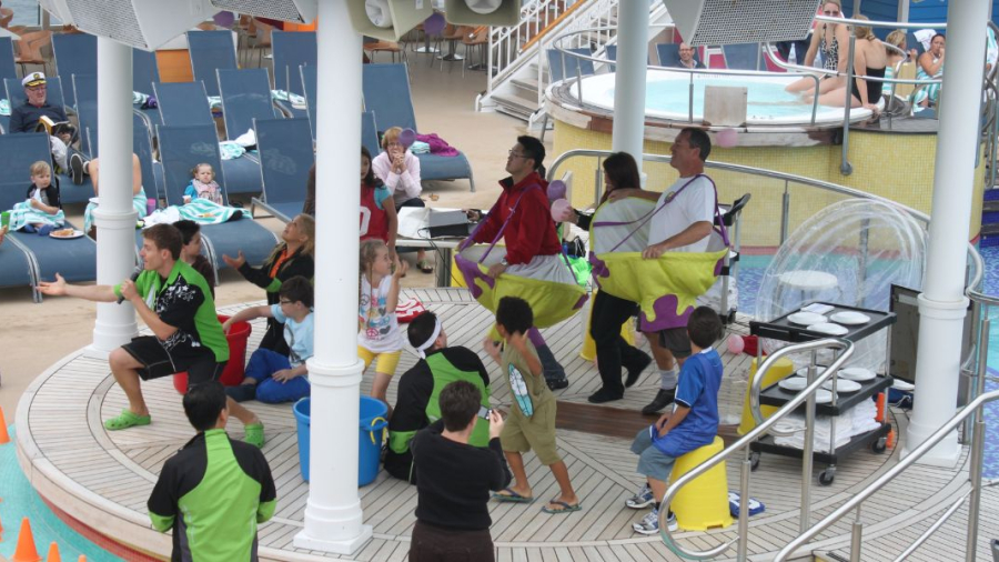 Nickelodeon-cruise-kids-aqua-park-1.jpg