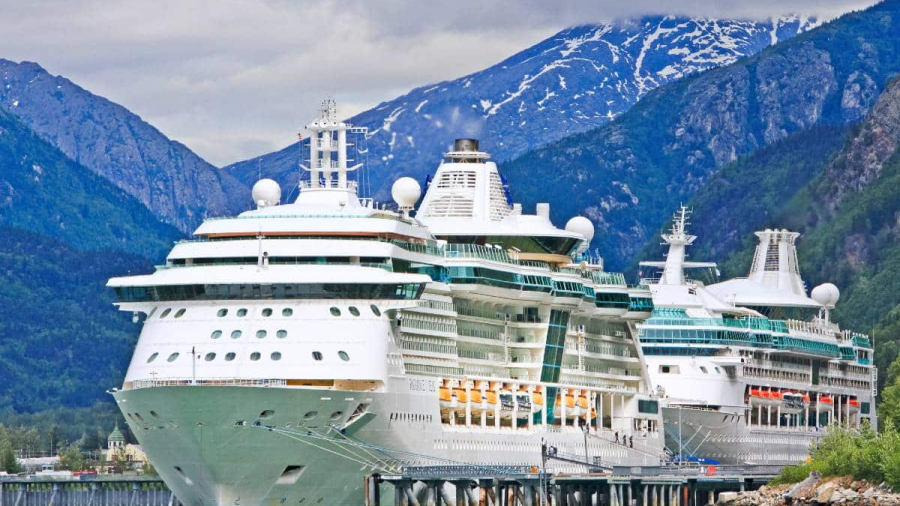 Radiance-of-the-Seas-by-Royal-Caribbean-.jpg