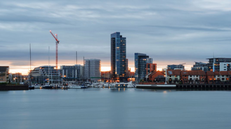 Southampton-waterfront.jpg