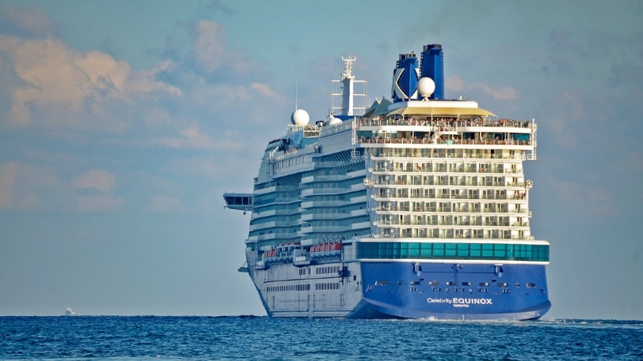 biggest-reason-people-miss-their-cruise-ship.jpg