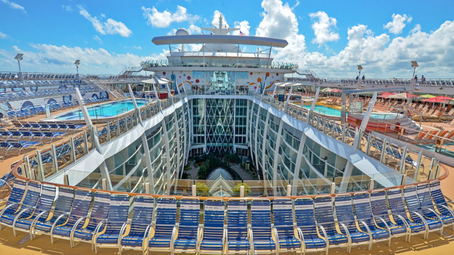 how-to-avoid-crowds-on-a-cruise.jpg