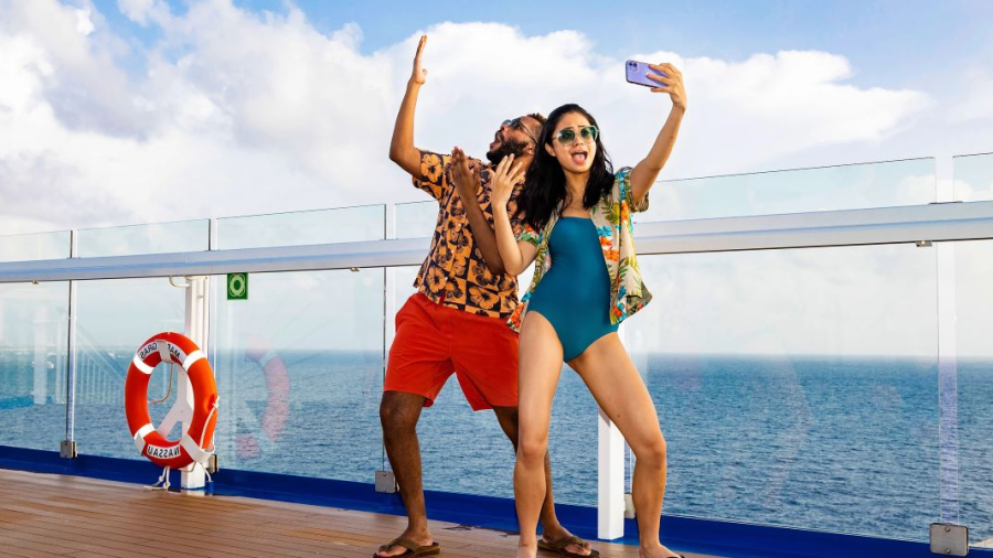CL_MardiGras_Couple-Ship-Phone-Selfie_RGB.jpg