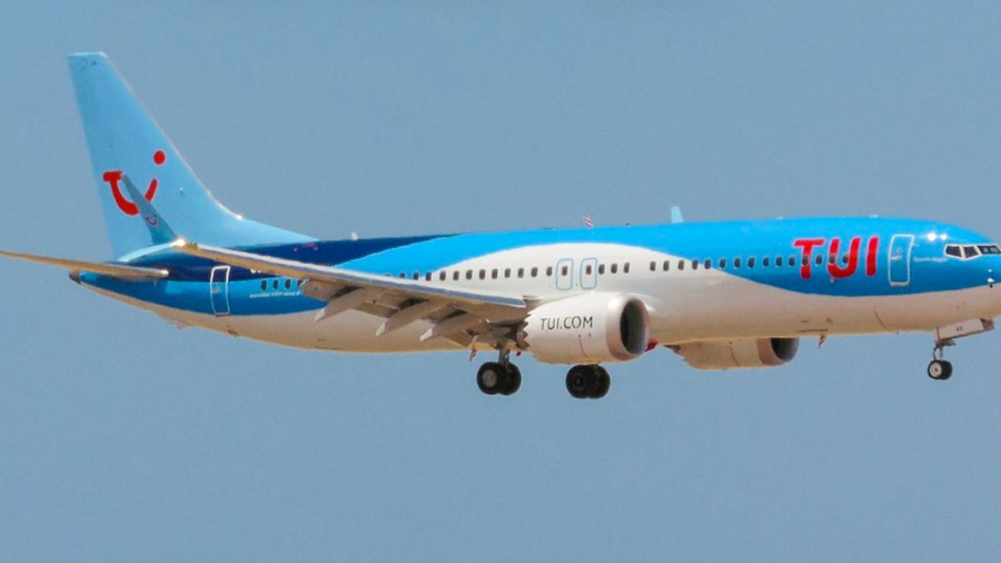 TUI_Jetairfly_Boeing_737-1.jpg
