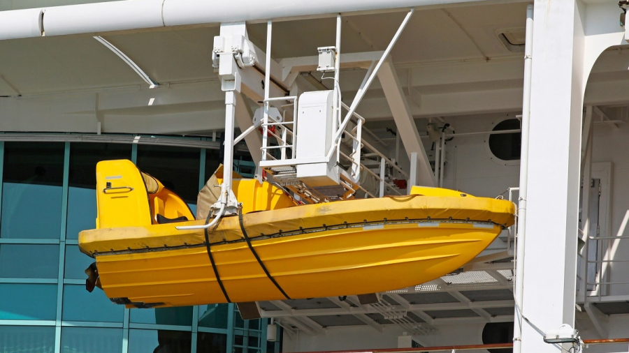 rescue-boat-cruise-ship.jpg