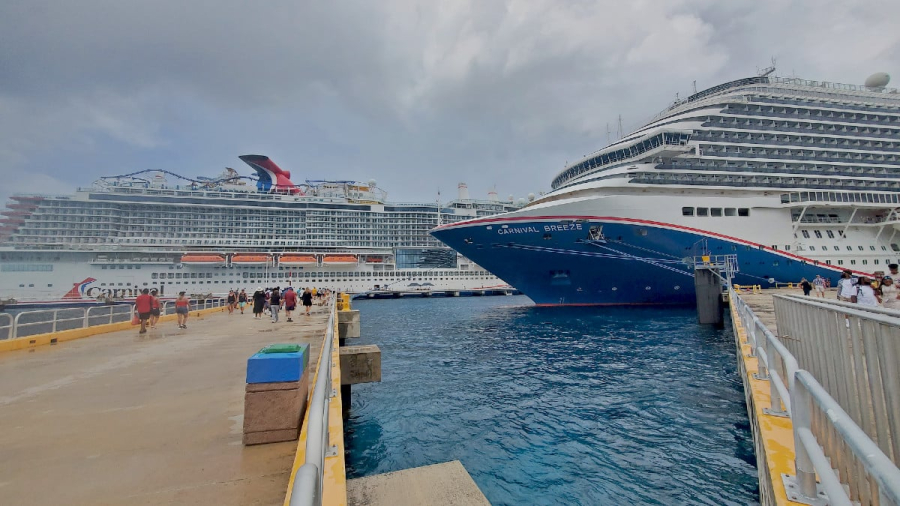 Rainy-day-on-a-cruise-and-what-to-pack.jpg