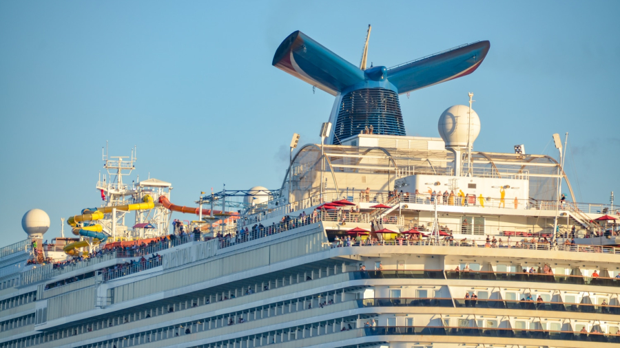 carnivalcruiseship-2.jpg