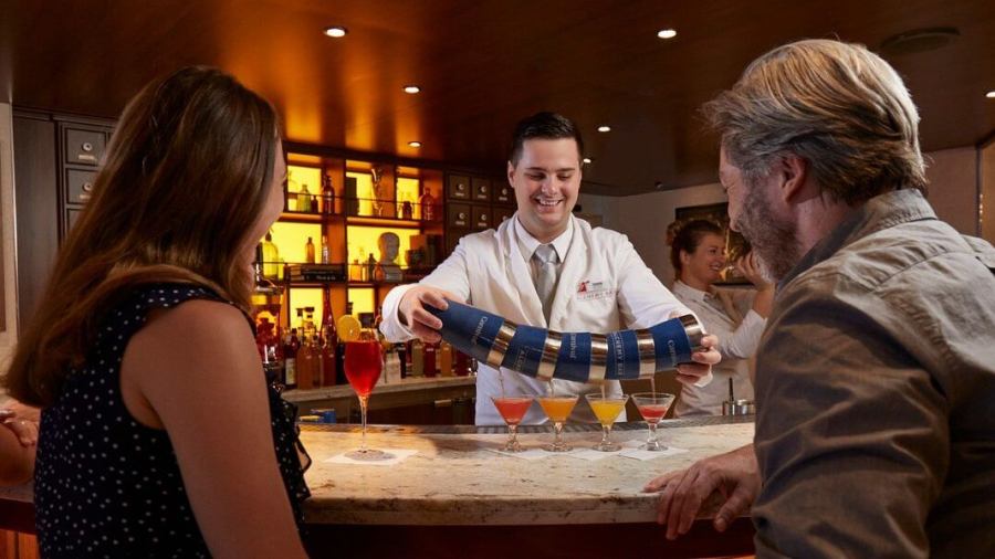 Bartender-on-a-Carnival-cruise-1.jpg