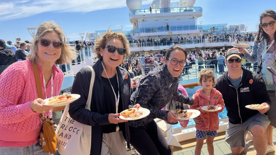 Princess_Cruises_GUINNESS_WORLD_RECORDS-scaled.jpg