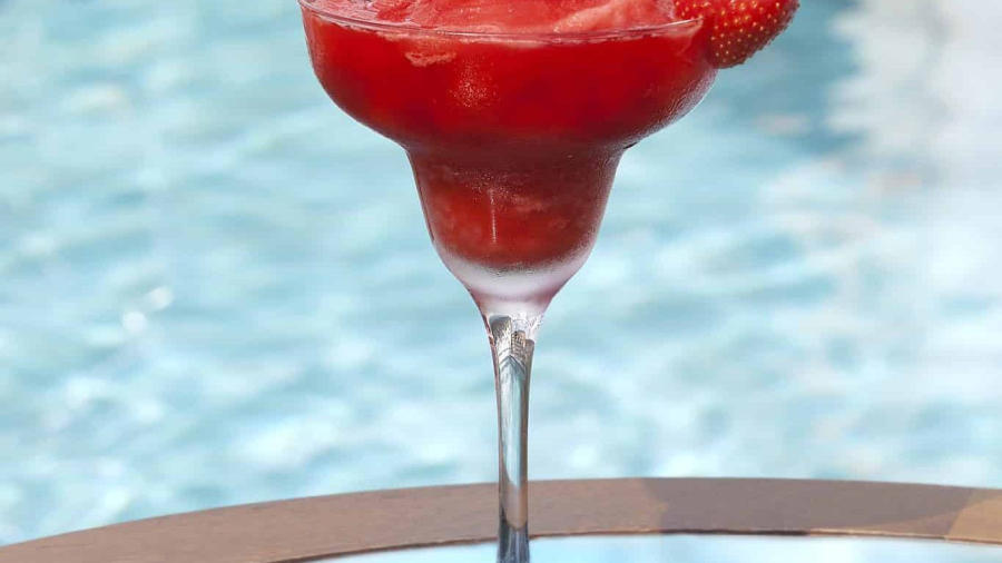 Tantalize-the-taste-buds-with-a-flavourful-Strawberry-Daiquiri-scaled-e1721427552910.jpg