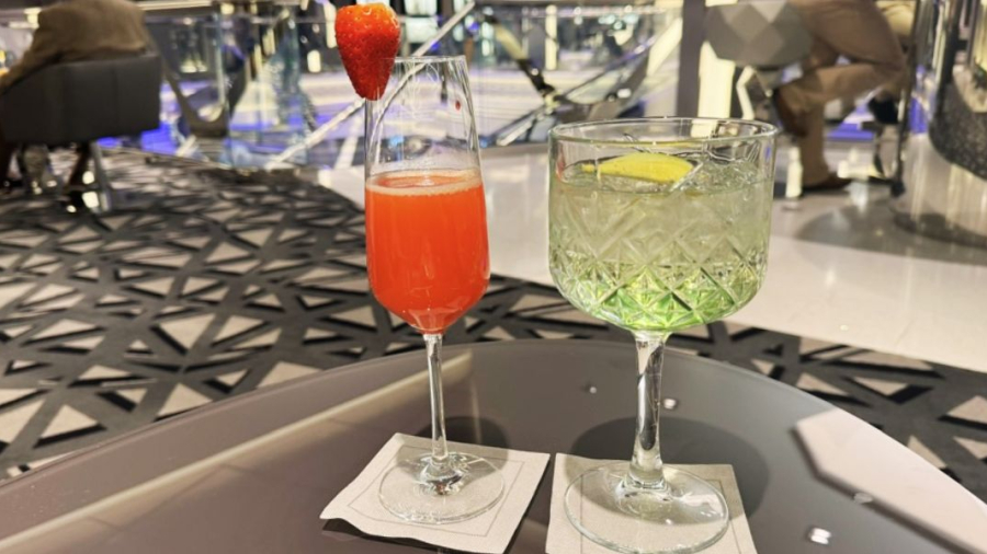 Drinks-on-cruise-ship.jpg