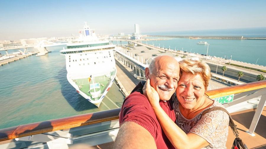 Senior-parents-on-a-cruise-tips-to-know.jpg