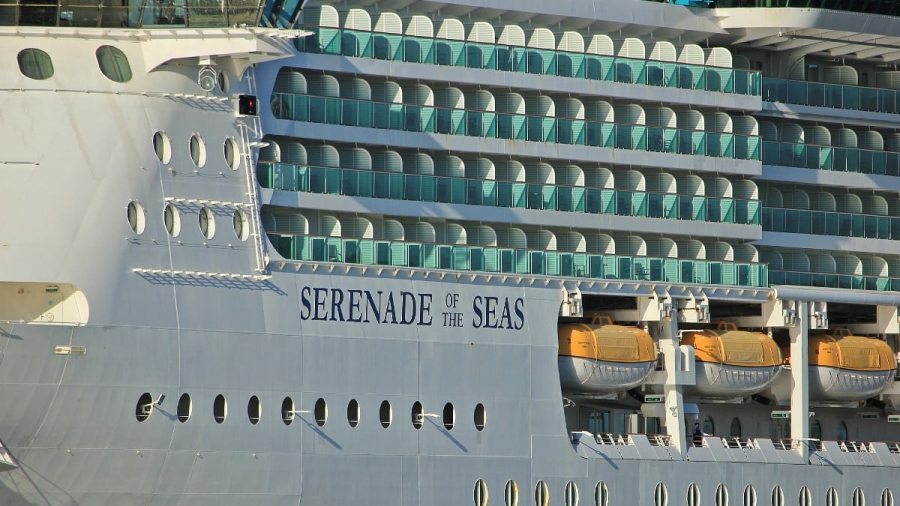 Serenade-of-the-seas1.jpg