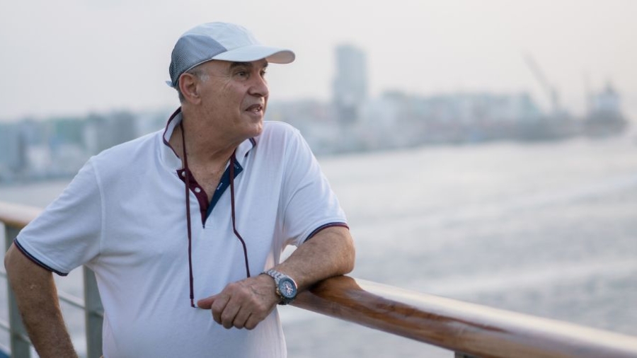 man-on-cruise-ship.jpg