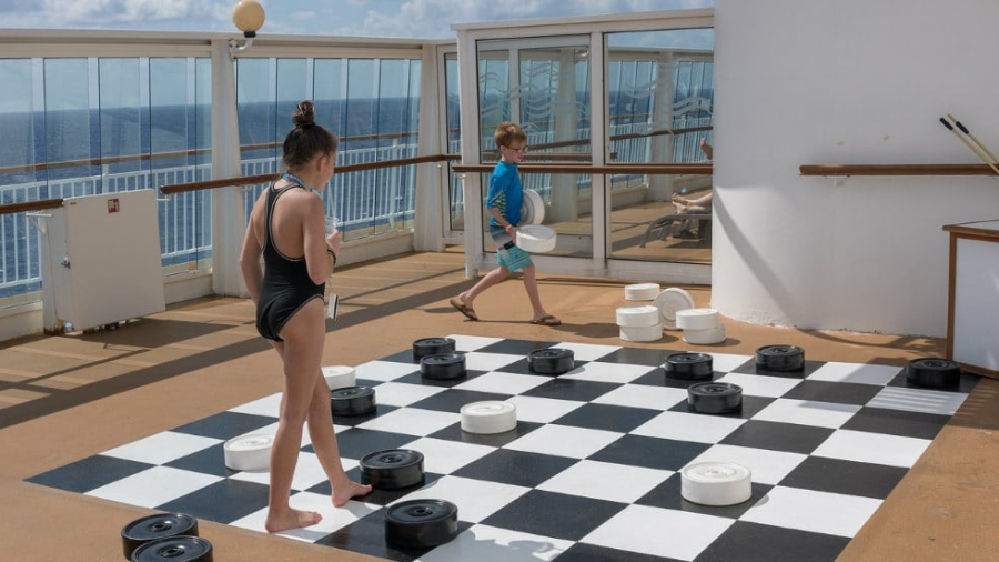 draughts-on-a-cruise.jpg