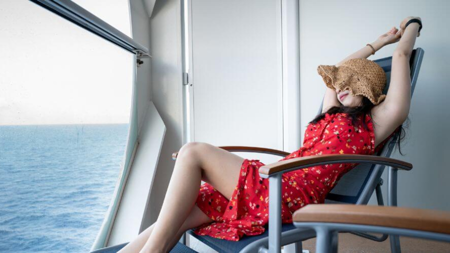 sex-on-cruise-ship-balcony-1.jpg