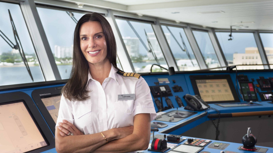 Capt__Kate_on_Bridge-scaled.jpg