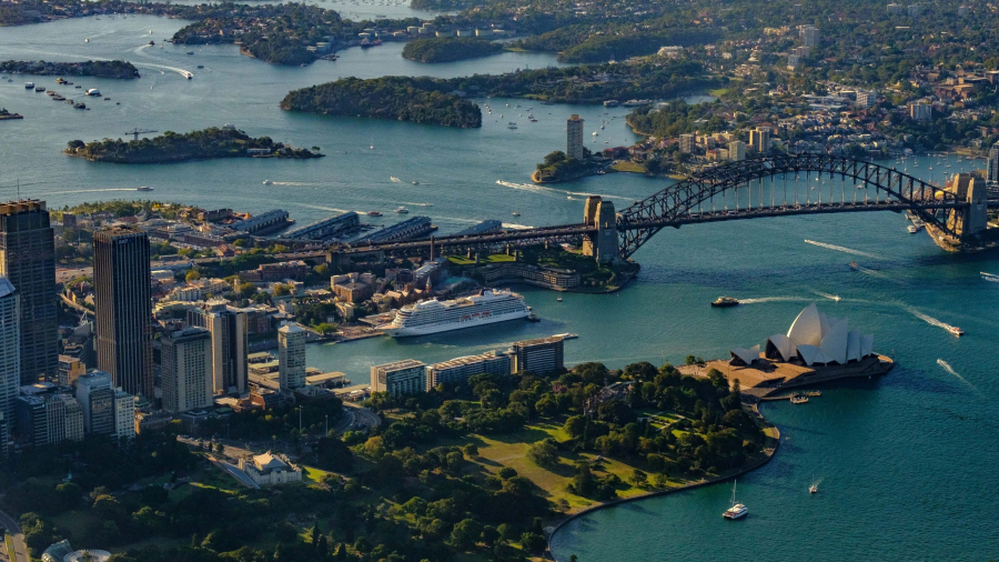 Viking-ocean-ship-in-Sydney-scaled.jpg