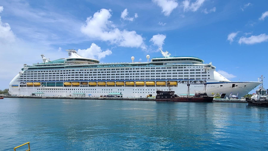 adventureoftheseasship.jpg