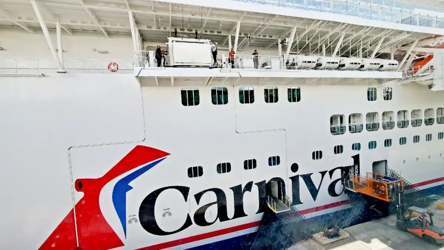 Carnival-Cruise-Line-ship-in-port.webp.webp