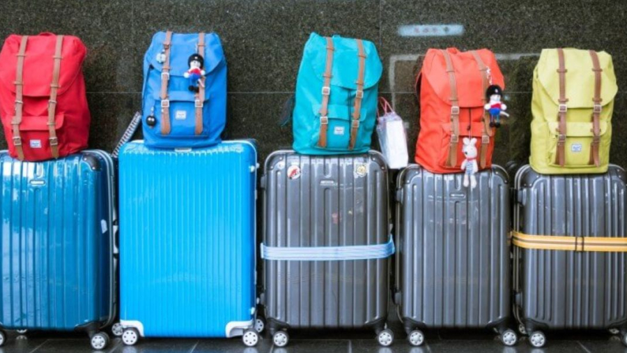 Luggage-storage.jpg