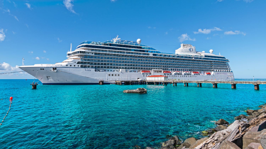 Oceania-Vista-docked-in-port.jpg