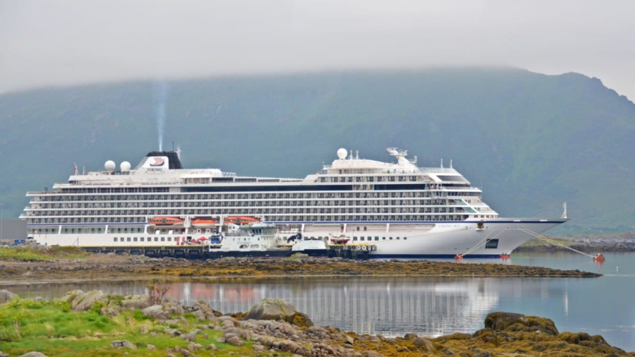 Orkney-Islands-Viking-cruise-ship.jpg