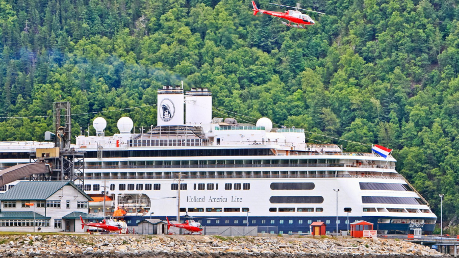 Skagway-Alaska-helicopter-tours-Holland-America.jpg