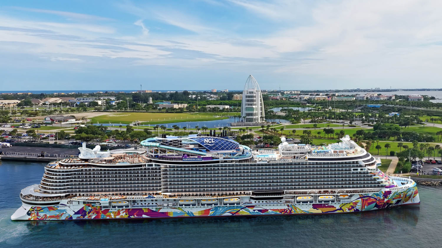norwegianaqua-portcanaveral.jpg