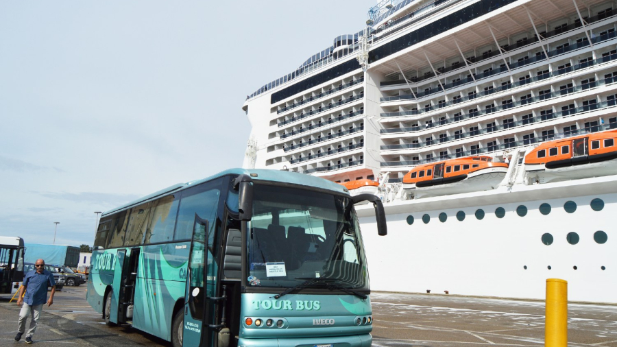 MSC-Cruise-ship-and-bus.jpg