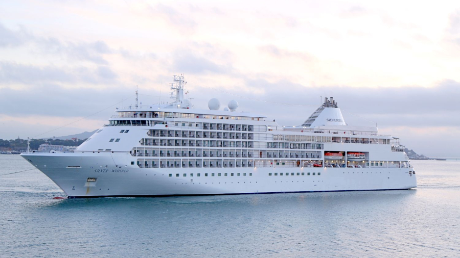 Silver-Cloud-cruise-ship.jpg