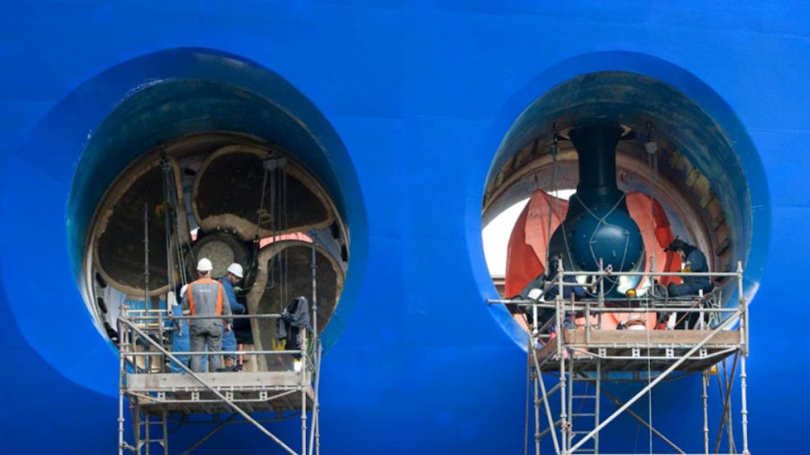 Cruise-Ship-Propellers.jpg