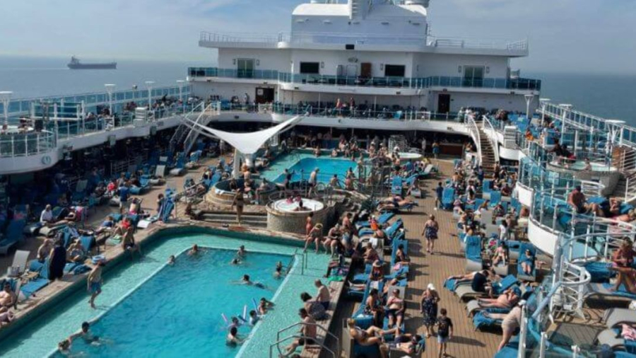 LIDO-DECK-FEATURED.jpg