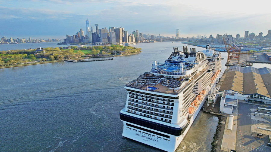 MSC-Meraviglia-at-Brooklyn-Cruise-Terminal1.jpg