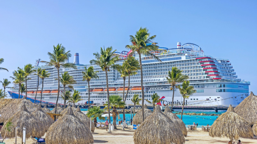 Carnival-cruise-ship-pin-port-with-palm-trees-and-loungers.jpg