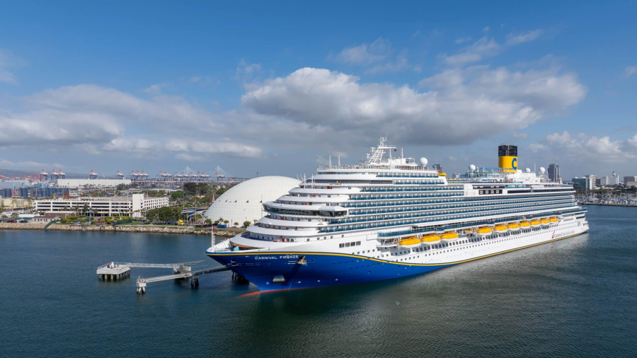 CarnivalFirenzearrivesinLongBeach-scaled.jpg