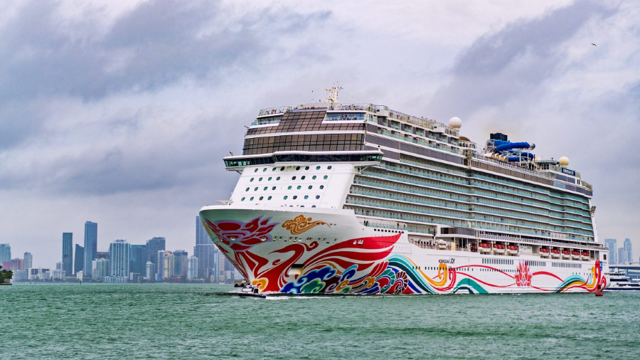 Norwegian-Joy-cruise-ship.jpg