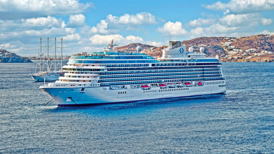 Oceania-Vista-in-GReece.jpg