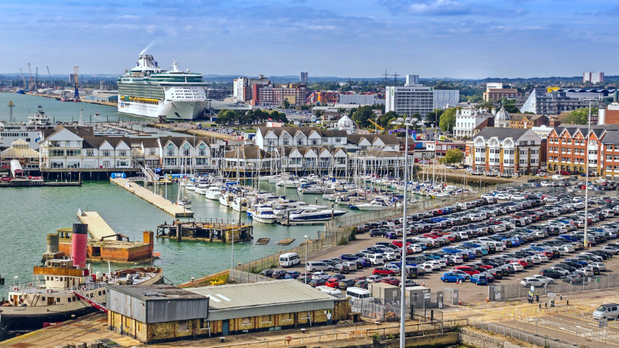 Southampton-cruise-parking-lot-UK.jpg