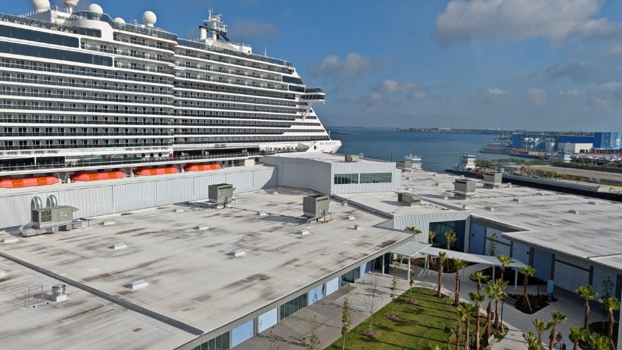 MSC-Seascape-in-Terminal-16-Galveston.jpg
