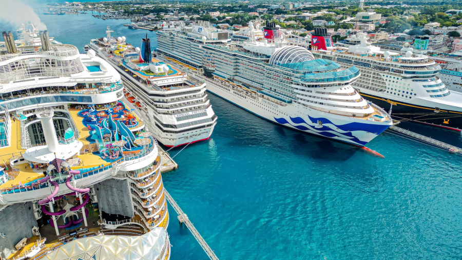 cruiseshipsnassaubahamasphoto-scaled.jpg