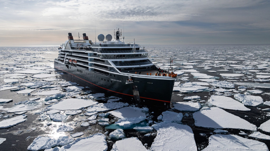Seabourn__Seabourn_Venture_Arctic-scaled.jpg