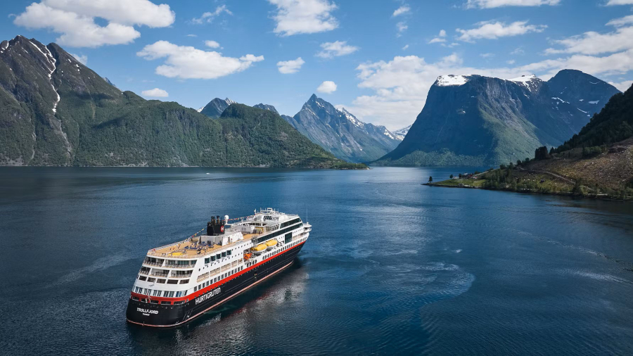 hurtigruten.jpg