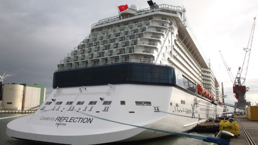 Celebrity-Reflection-1.jpg
