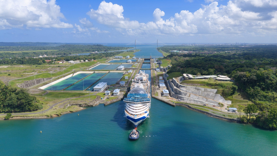 Star_Princess_Panama_Canal-scaled.jpg