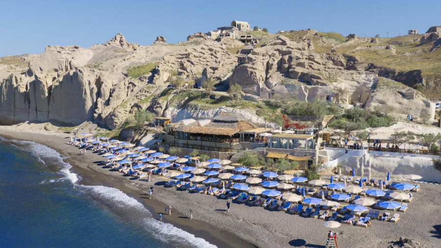 beachclubsantorini.jpg