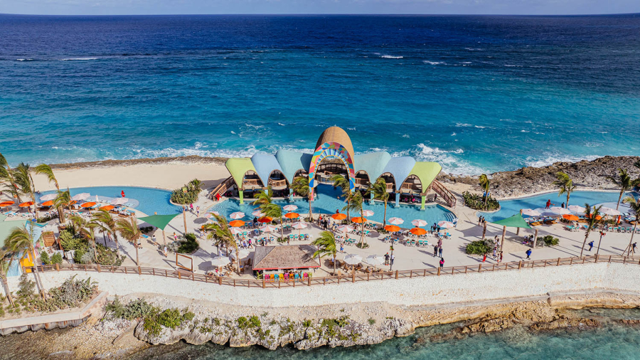 royalbeachclub.jpg